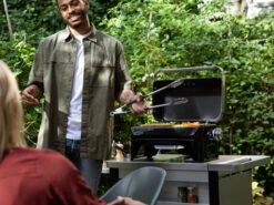 Campingaz Attitude 2go Black Barbecue Gaz -Équipement De Camping campingaz attitude 2go black gasbarbecue 4 ecommerce