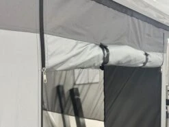 Obelink Emperor Auvent - 380 25 Obelink Emperor Auvent - 380 -Équipement De Camping obelink emperor voorwand detail 3 ecommerce 12