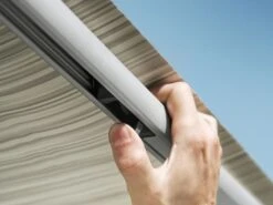 Thule Omnistor 1200 300 Sapphire Blue Store étui -Équipement De Camping thuleomnistor1200 buckle3 4 ecommerce