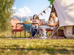 Wander Wonder Bohemian Chaise Pliante - Rouge Délavé -Équipement De Camping wander wonder bohemian sahara sfeer2 ecommerce