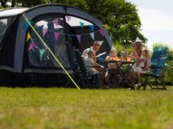 Wander Wonder Bohemian Chaise Pliante - Bleu Encre 15 Wander Wonder Bohemian Chaise Pliante - Bleu Encre -Équipement De Camping wander wonder bohemian sfeer2 ecommerce