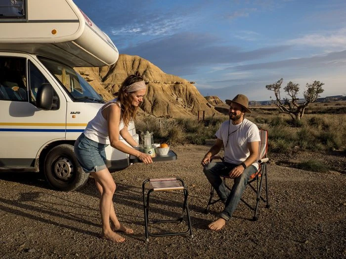Wander Wonder Bohemian Tabouret De Pêche Avec Plateau - Bleu Encre 6 Wander Wonder Bohemian Tabouret De Pêche Avec Plateau - Bleu Encre – Image 6